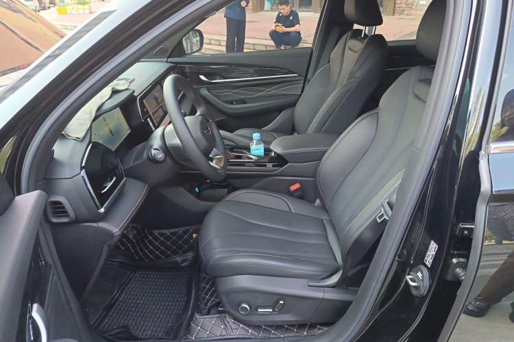 Used Geely Auto Monjaro L 2024 2.0TD DCT EVO Two-Wheel Drive Long-Range Version Driver Seat