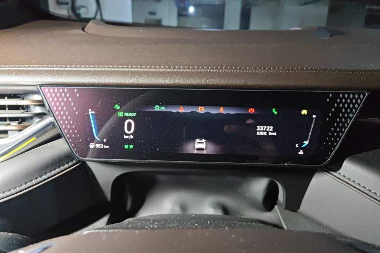 Used Wey Mocha 2021 2.0T Two-Wheel-Drive Ultra-Strong Version
