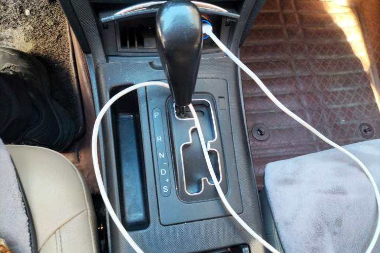 Used Bestune B70 2014 2.0L automatic luxury version Gear Lever