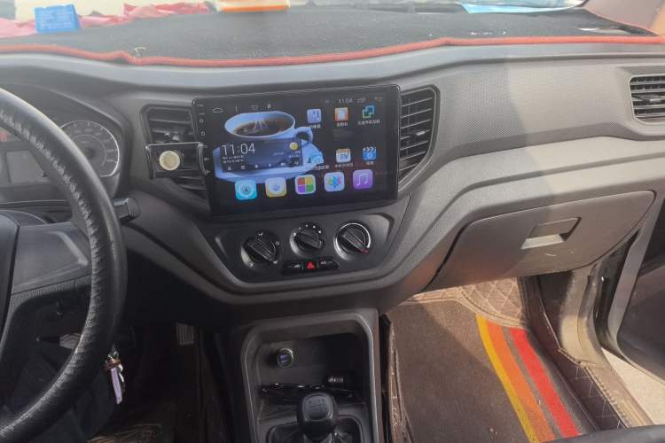 Used Wuling Hongguang V 2019 1.5L Jingqu Edition Sealed-Window Vehicle China VI LAR