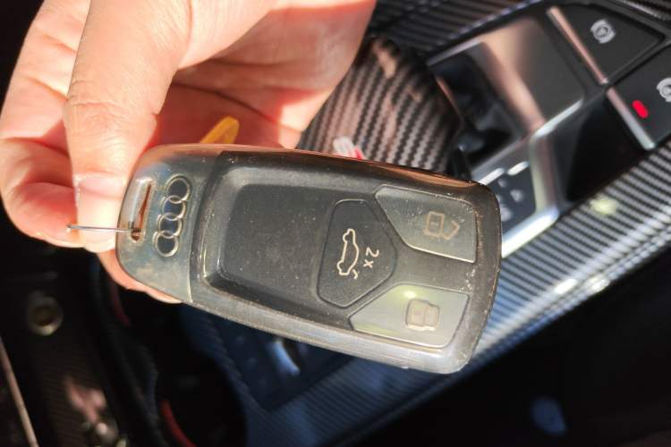 Used Audi A4L 2019 40 TFSI Fashion Version China V