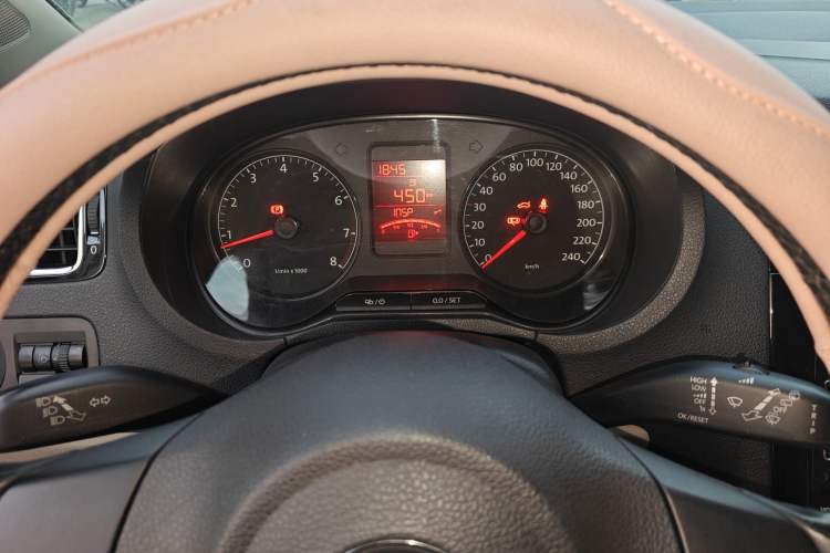 Used Volkswagen Polo 2013 1.6L Automatic Luxury Edition Instrument Cluster