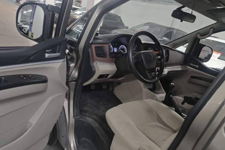 Used FORTHING Lingzhi 2019 M5L 1.6L 7-Seater Base Model China VI Standard