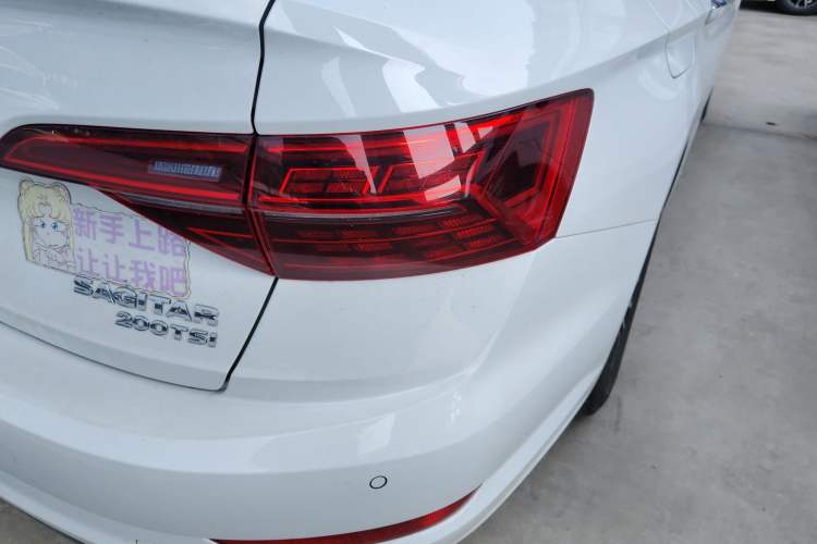 Used Volkswagen Sagitar 2020 200TSI DSG Comfort Version China VI Standard Right Rear Taillight