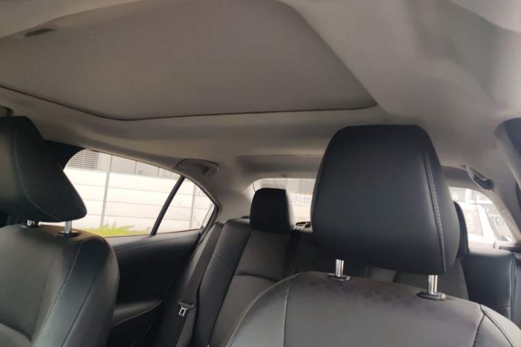 Used Toyota Corolla 2024 1.8L Smart Electric Hybrid Dual-Engine Elite Edition Headliner