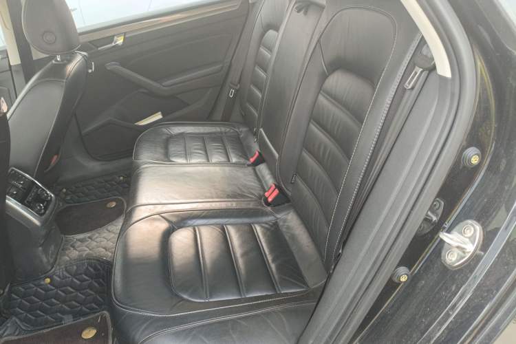 Used Volkswagen Passat 2017 280TSI DSG Luxury Edition
