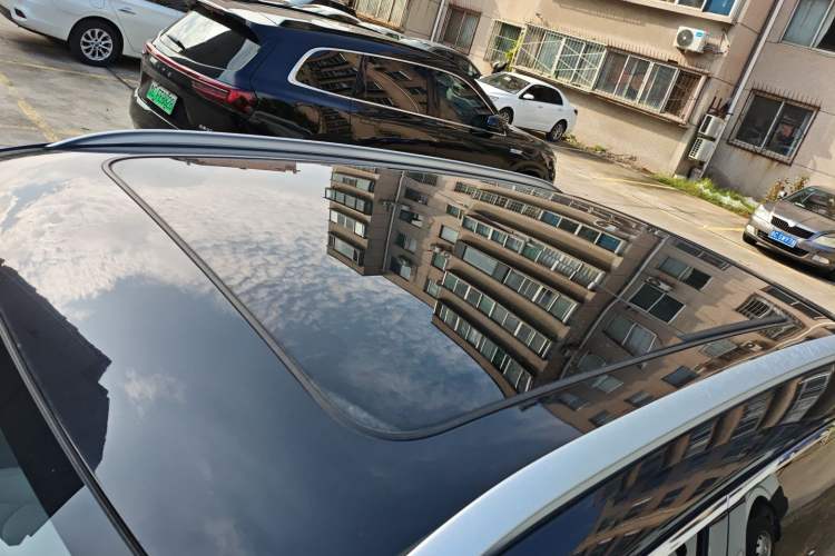 Used Zotye Domy X7 2017 1.8T DCT Prestige Model
