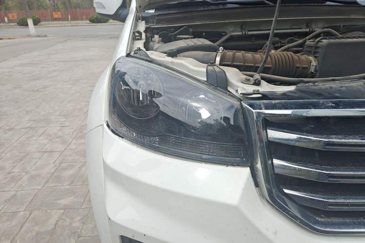 Used Great Wall Wingle 5 2020 2.4L Gasoline Two-Wheel Drive Value Edition Big Double Cab China VI Standard 4K22D4M Right Front Headlight