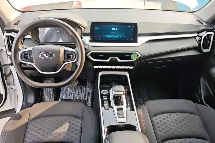 Used Cowin Xuanjie Pro 2021 1.5T CVT Dynamic Edition Center Console