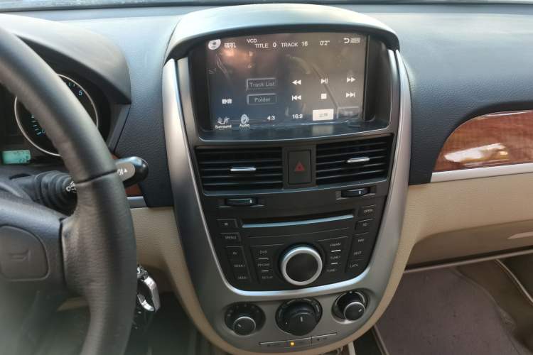 Used Buick Excelle 2013 1.5L Manual Luxury Model
