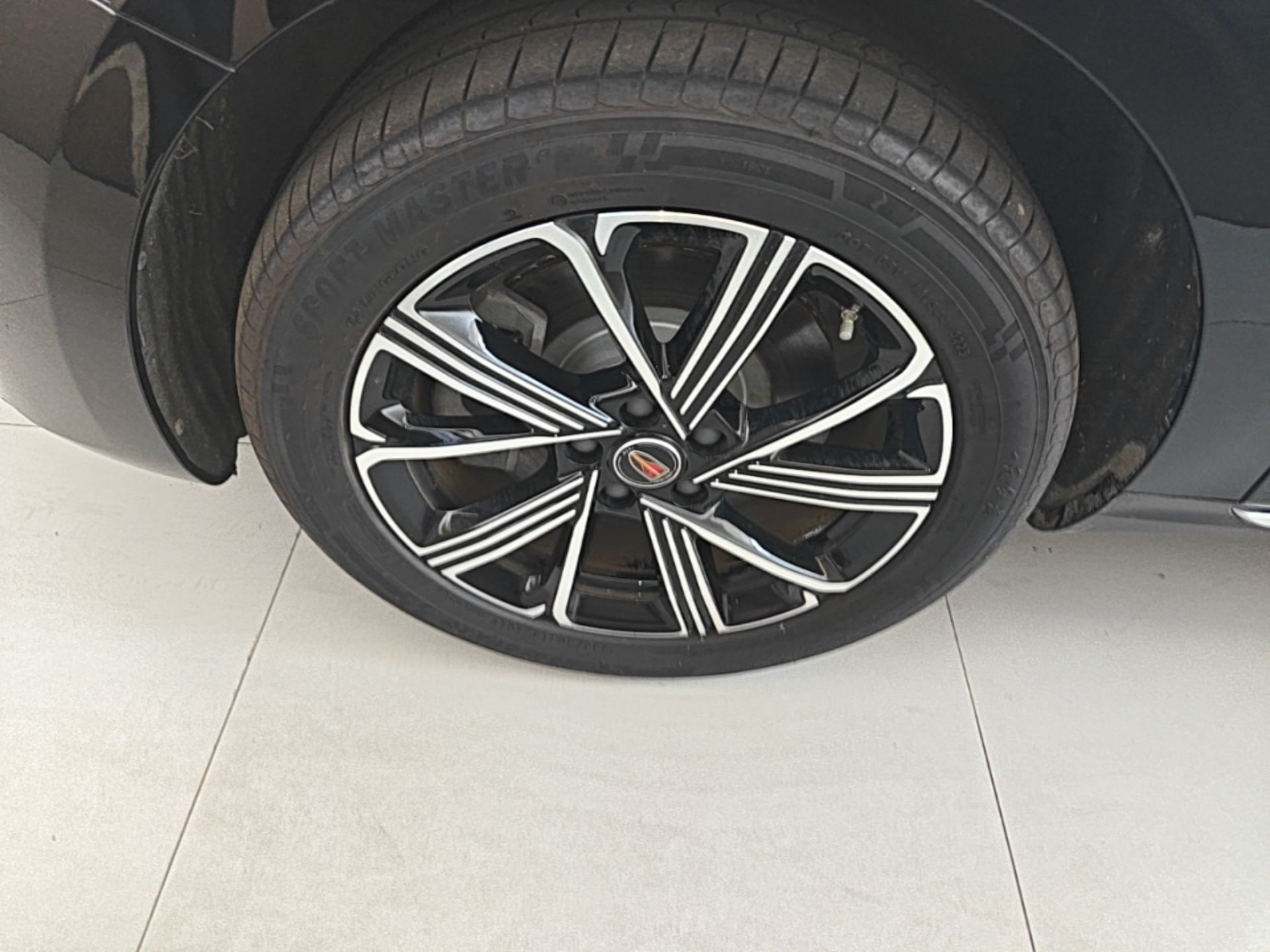 Hongqi H5 PHEV 2025 130 Super Hybrid Version — снимка 10
