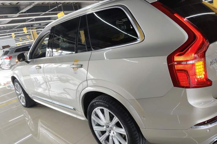 Used Volvo XC90 2019 T6 Zhiya Edition 7-Seater China VI Standard