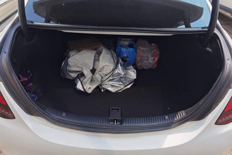 Used Mercedes-Benz C-Class 2021 C 200 L Fashion Edition Sport Version
