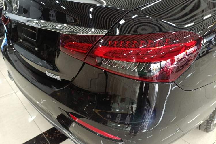 Used Mercedes-Benz E-Class 2022 Updated E 260 L Right Rear Taillight