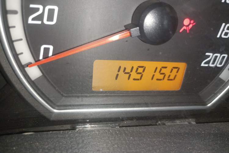 Used Suzuki Swift 2011 1.5L Manual Fashion Edition Odometer Close Up