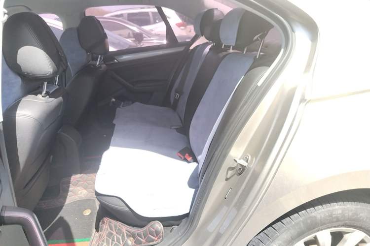 Used Volkswagen Bora 2018 1.5L Manual Fashion Model Left Rear Seat