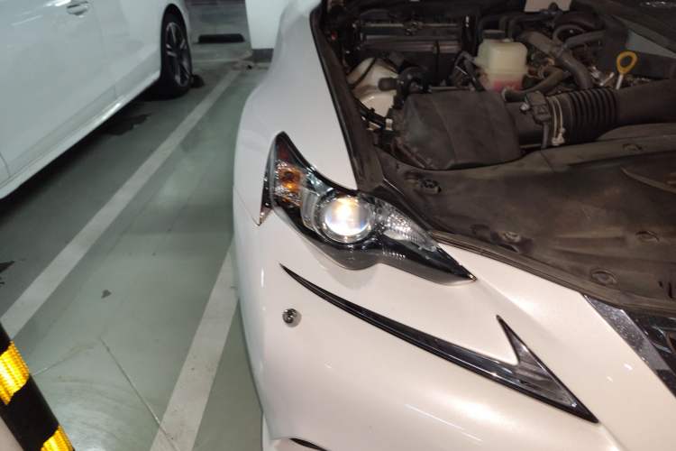 Used Lexus IS 2015 200t F SPORT