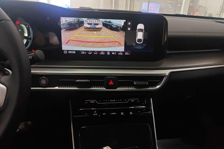 Used Kia K5 2025 1.5T Luxury Edition
