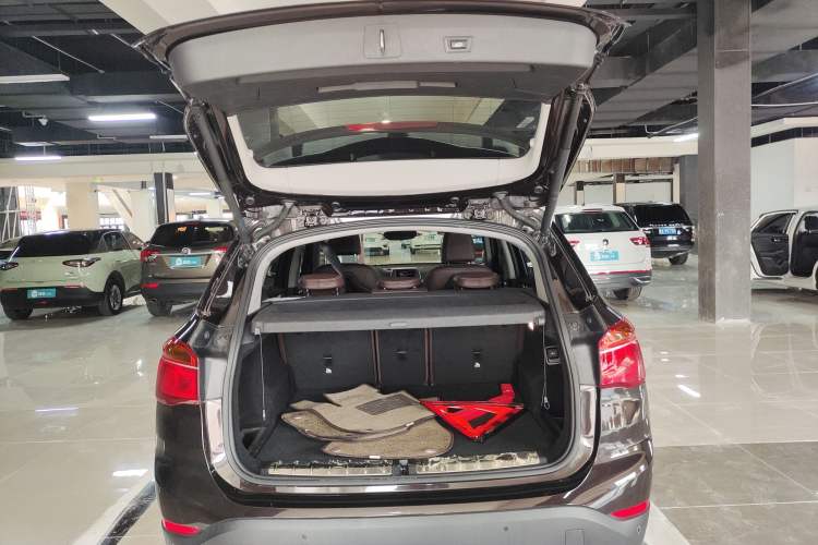 Used BMW X1 2018 sDrive18Li Luxury Model
