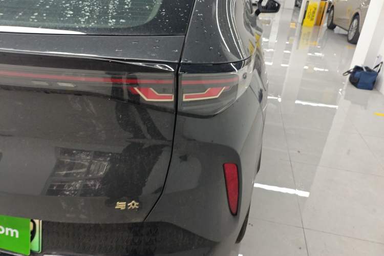 Used Volkswagen ID.UNYX 2024 Pro Long-Range Version Exterior 3