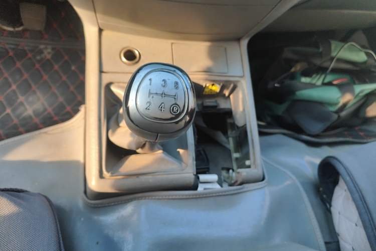Used Jinbei Hiace 2014 2.0L Fifth-Generation Power King Classic 4G20D4B Gear Lever