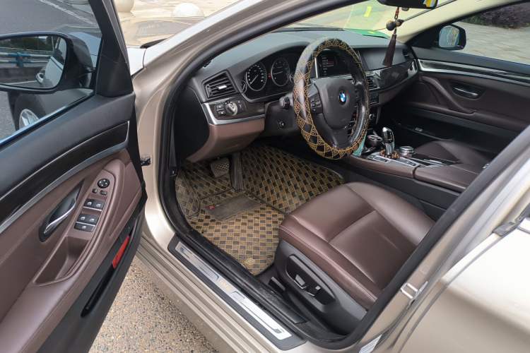 Used BMW 5 Series 2014 525Li Luxury Design Package