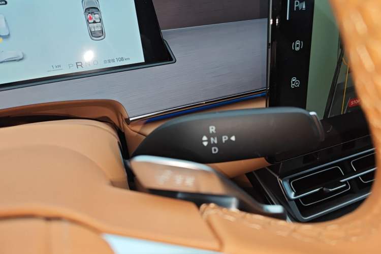 Used BYD Han L 2025 EV Four-Wheel Drive LiDAR Flagship Model