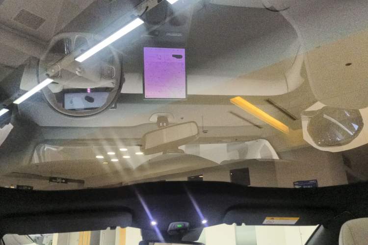 Used Nio ET5T 2024 75kWh Touring Headliner