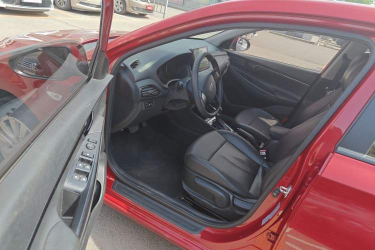 Used Hyundai Celesta 2018 1.6L Automatic GL Enjoyment Edition China VI compliant
