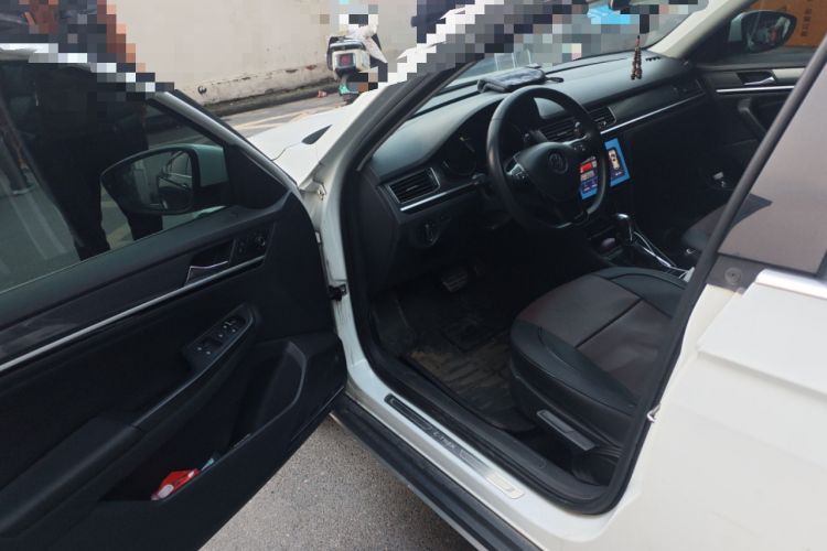 Used Volkswagen C-TREK 2017 230TSI DSG Comfort Version Driver Seat