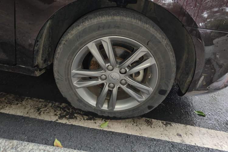 Used Geely Auto Emgrand 2017 Sedan Million Edition 1.5L Manual - Upward Version