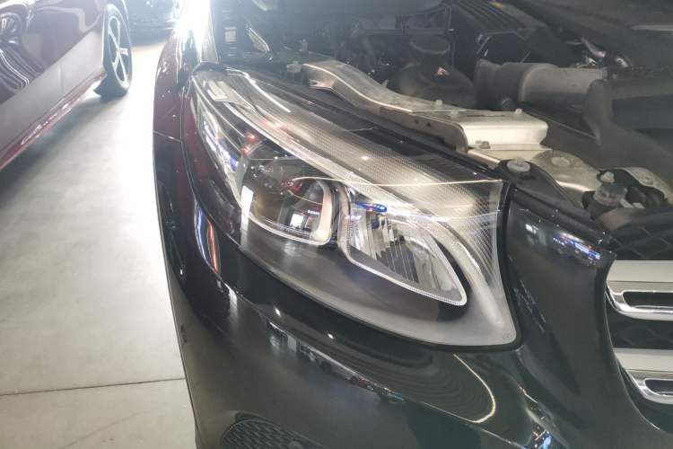 Used Mercedes-Benz GLC 2018 GLC 200 4MATIC