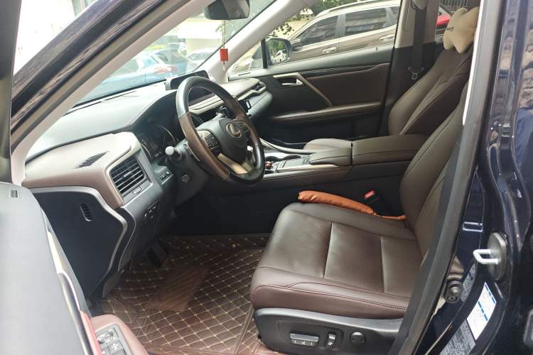 Used Lexus RX 2020 Facelifted 300 4x4 Elegant Edition Left Front Seat