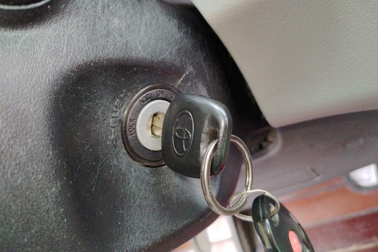 Used Toyota SIENNA  Vehicle Key