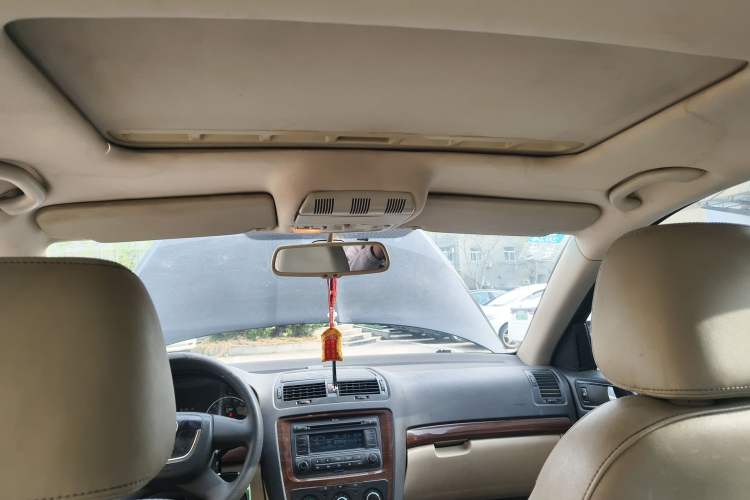 Used Skoda Octavia 2012 1.6L Automatic Yijun Edition Headliner