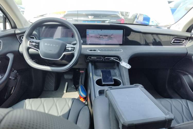 Used Roewe D7 2023 DMH 125km Flagship Edition Center Console