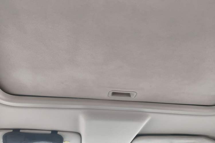 Used Jeep Patriot 2011 2.4 Luxury Edition Headliner