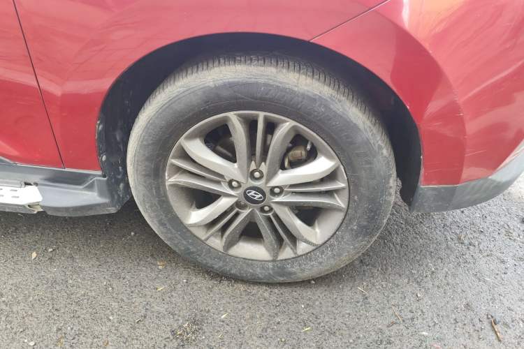 Used Hyundai ix35 2013 2.0L Automatic Two-Wheel Drive Smart GLS China IV Standard