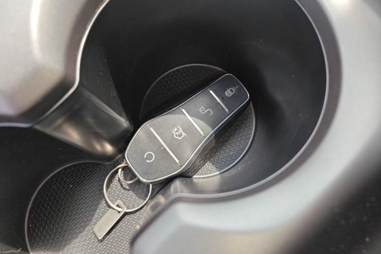 Used BYD Qin PLUS 2025 DM-i Smart Drive 55KM Leading Model
