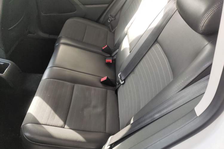 Used Volkswagen Tiguan L 2013 1.8TSI Automatic Two-Wheel Drive Trend Edition
