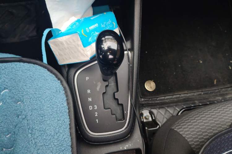 Used Hyundai Verna (older generation) 2017 1.4L Automatic YueXiang Edition China V-standard