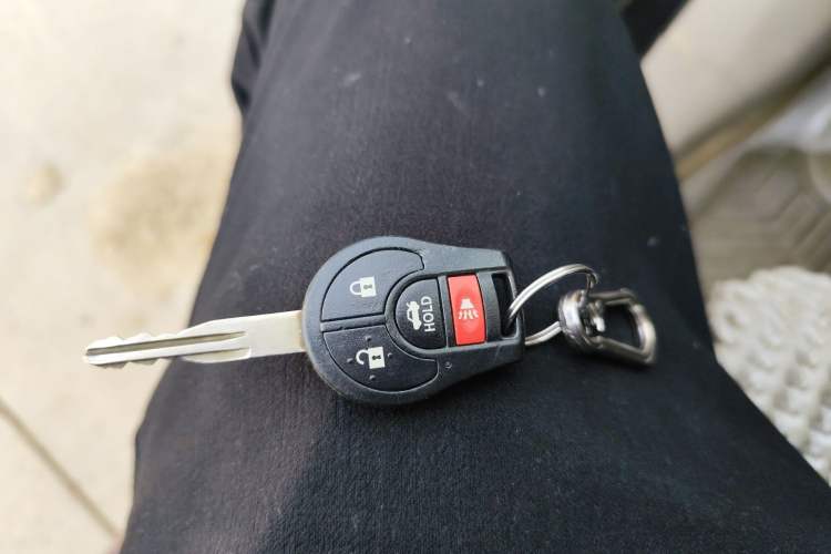 Used Nissan Sylphy 2012 1.6 XL Manual Luxury Edition Vehicle Key