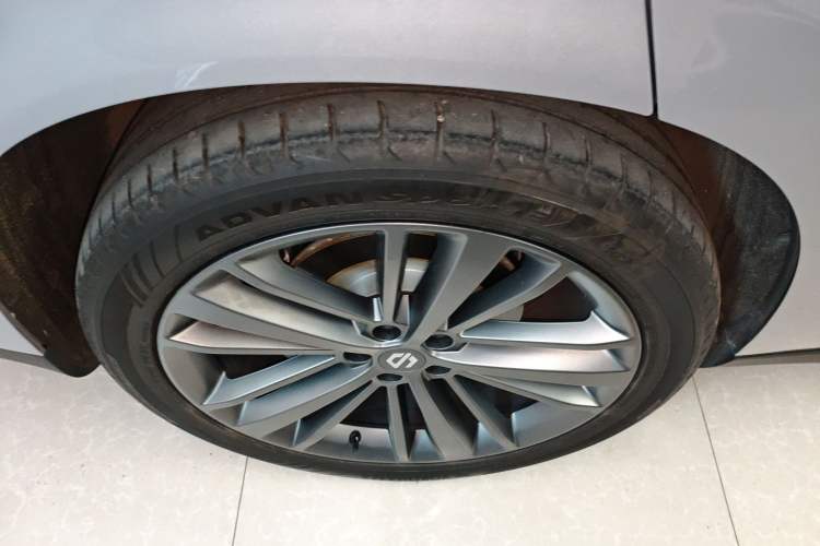 Used Leapmotor C16 2024 Pure Electric 520 Deluxe Edition