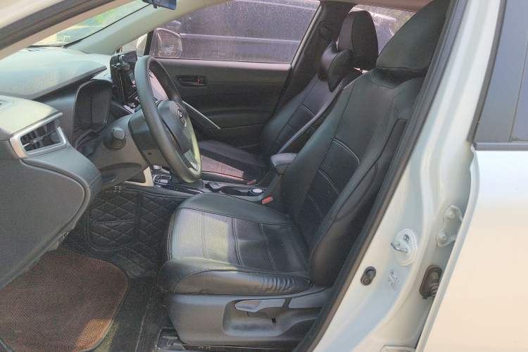 Used Toyota Corolla Cross 2022 2.0L Elite Edition Left Front Seat