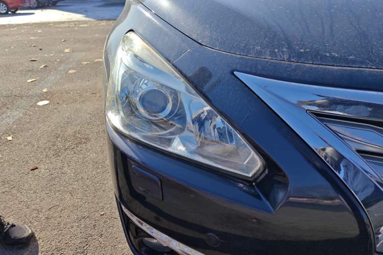 Used Nissan Teana 2013 2.5L XL-Upper NAVI Tech Deluxe Edition Right Front Headlight
