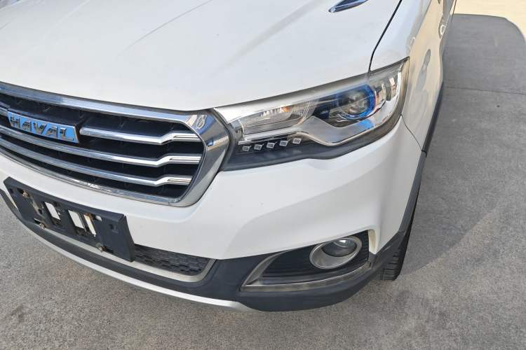 Used Haval H1 2016 Blue Label 1.5L AMT Luxury Model