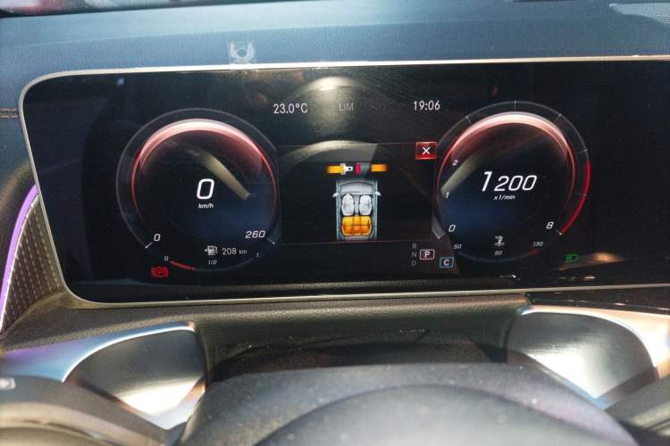 Used Mercedes-Benz GLB 2020 Updated GLB 200 Dynamic Edition
