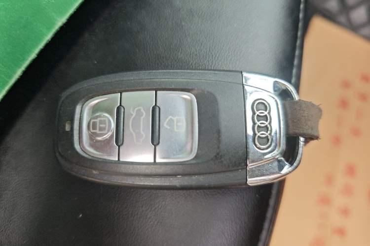 Used Audi Q5 2016 40 TFSI Comfort Model
