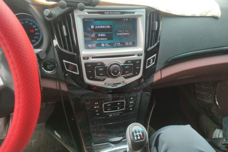 Used BYD Surui 2015 Revised Version 1.5L Automatic Luxury Edition