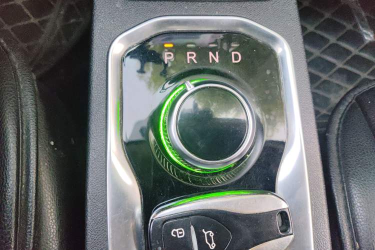 Used Dayun Yuehu 2021 32.85 kWh Two-Wheel-Drive Sprite Version Gear Lever